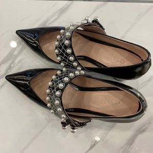 CHINCHIN  ALECA PEARL POINTED MONK PIMPS (FLAW)